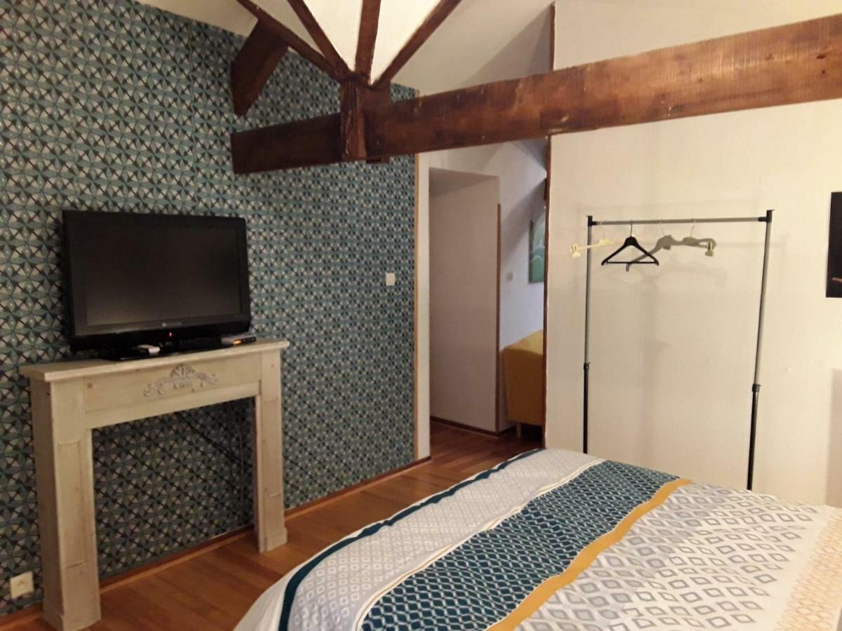 Chambre Sergeanne Doulezon Exterior photo